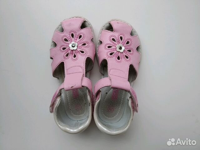 Сандали для девочки р. 25 Сандали для девочки р. 25