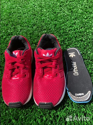 Кроссовки adidas Кроссовки adidas
