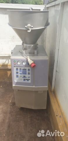 Вакуумный шприц Handtmann VF 50