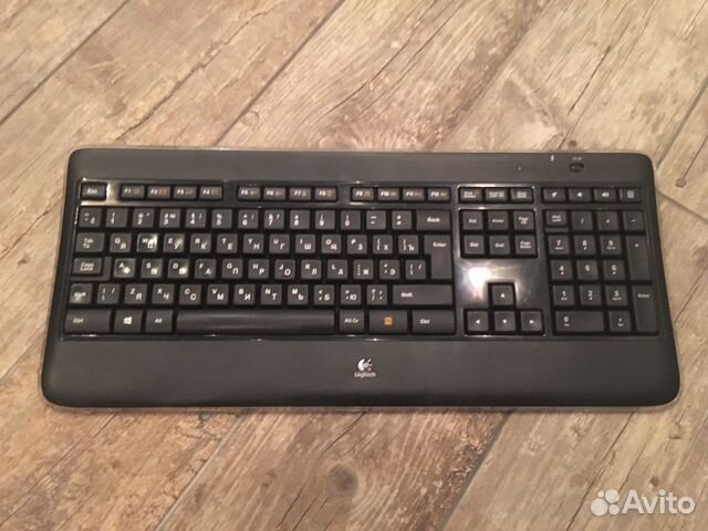 Клавиатура Logitech K800 Wireless Illuminated Keyb