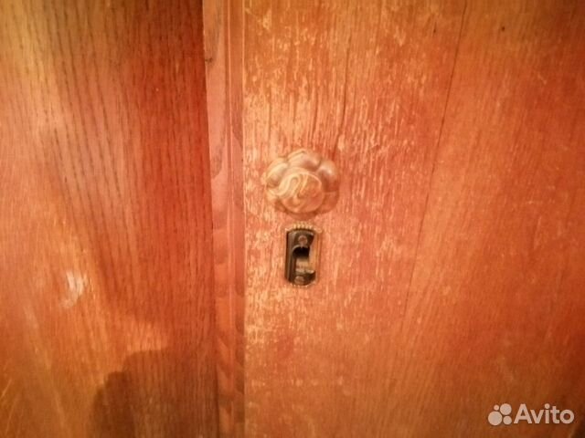 Шкаф старинный Шкаф старинный