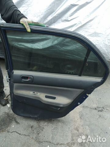 Задняя правая дверь Купить Mitsubishi Lancer 9