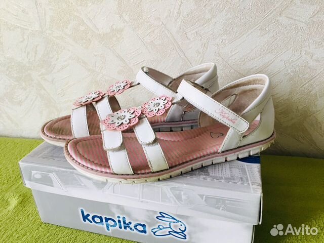 Кожаные босоножки Капика Кожаные босоножки Капика