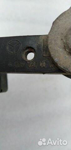 Ограничитель двери Мерседес W639