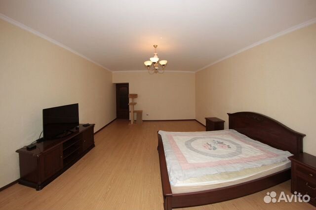 1-к квартира, 72 м², 6/9 эт. 1-к квартира, 72 м², 6/9 эт.