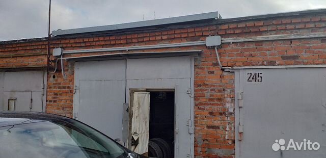 Гараж, > 30 м² Гараж, > 30 м²