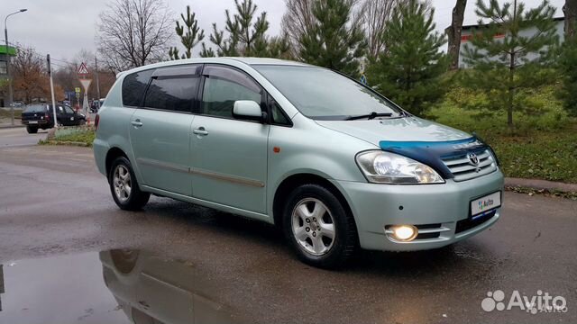 Toyota Ipsum 2.4 AT, 2002, 231 000 км