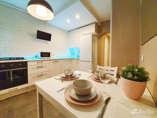 2-к квартира, 55 м², 1/10 эт. 2-к квартира, 55 м², 1/10 эт.