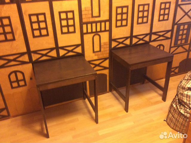 Шкаф с выдвижными столами