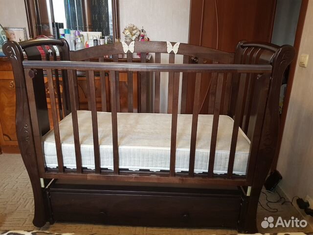 Кровать Кровать