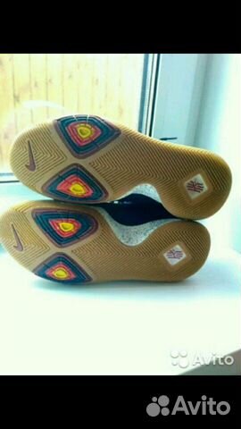 Продам оригинальные кроссовки Nike Irving 3
