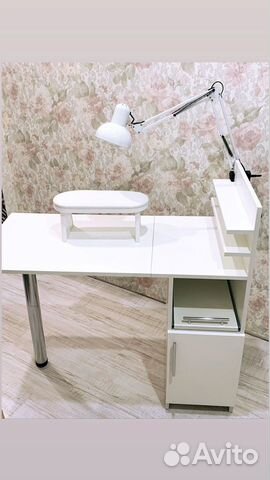 Маникюрный стол венге/белый