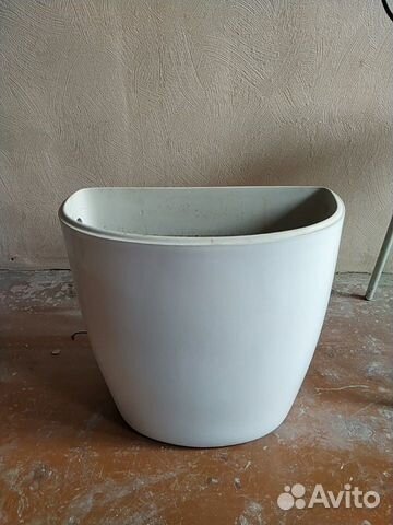 Продам бачок для унитаза