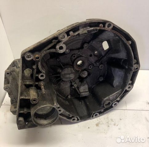 Корпус коробки передач Renault Laguna 2 1.8i Корпус коробки передач Renault Laguna 2 1.8i