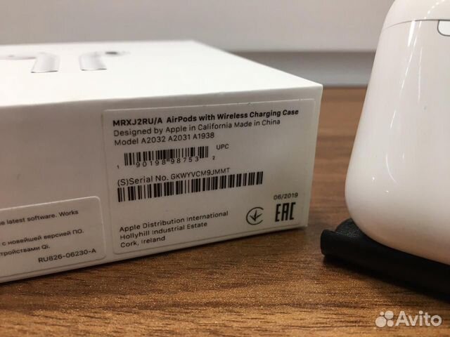 AirPods 2 with Wireless Charging Case Оригинал