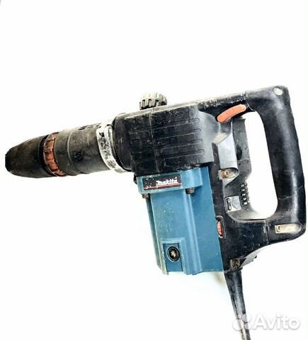 Отбойный молоток Makita HM1202C