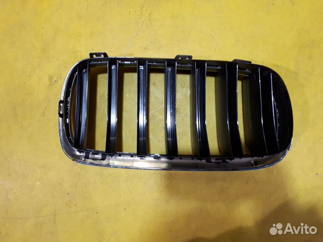 Решетка радиатора левая BMW X5 F15 (13-н.в.) Решетка радиатора левая BMW X5 F15 (13-н.в.)