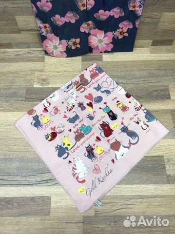 Новый женский шёлковый платок Gold Kashkha Новый женский шёлковый платок Gold Kashkha