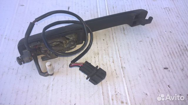 Ручка перед правой двери Фольксваген Пассат В-3 Ручка перед правой двери Фольксваген Пассат В-3