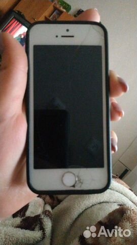 Телефон iPhone Телефон iPhone