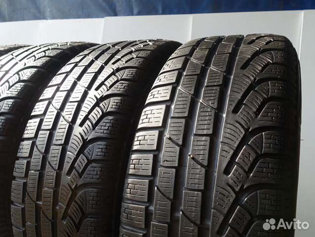 225 50 17 Pirelli Winter 210 Sottozero Serie 2 225 225 50 17 Pirelli Winter 210 Sottozero Serie 2 225