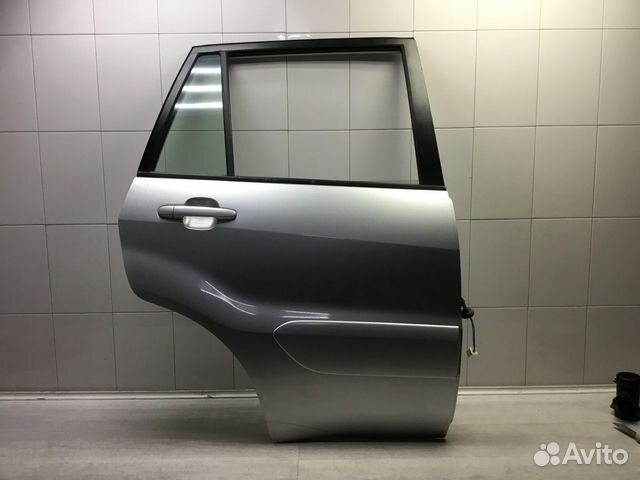 Дверь задняя правая в сборе toyota RAV 4 II 2003
