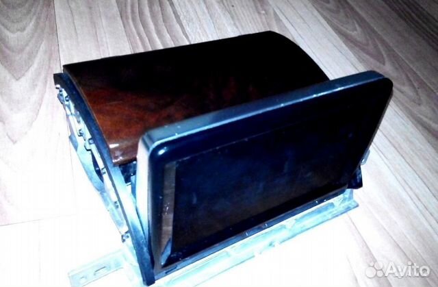 Механизм подъема монитора Audi A8 D3 2009