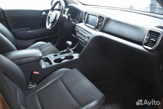 KIA Sportage 2.0 AT, 2016, 96 000 км KIA Sportage 2.0 AT, 2016, 96 000 км