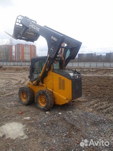 Мини погрузчик John Deere 318D 2011г