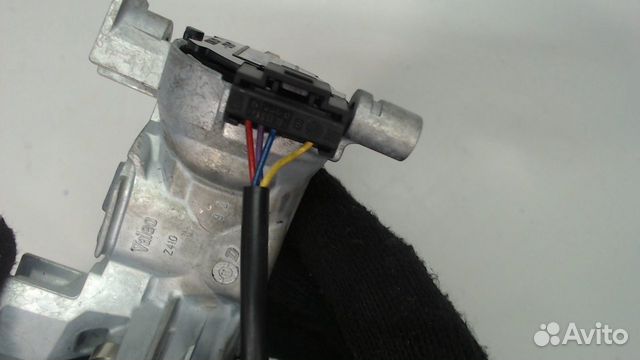 Замок зажигания Volkswagen Touran, 2011