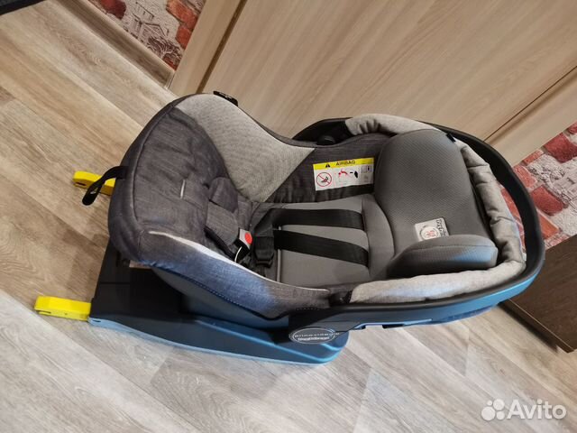 Автокресло-переноска с базой PegPerego Primo Viagg Автокресло-переноска с базой PegPerego Primo Viagg