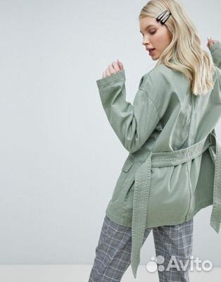 Зеленая куртка Monki в стиле милитари