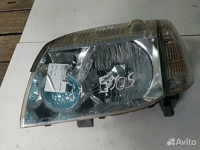Фара оригинал Nissan X-trail Фара оригинал Nissan X-trail