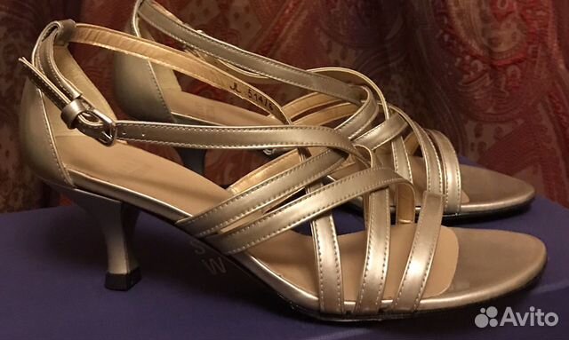 Босоножки Stuart Weitzman,Claudia Ciut 36,37 новые Босоножки Stuart Weitzman,Claudia Ciut 36,37 новые
