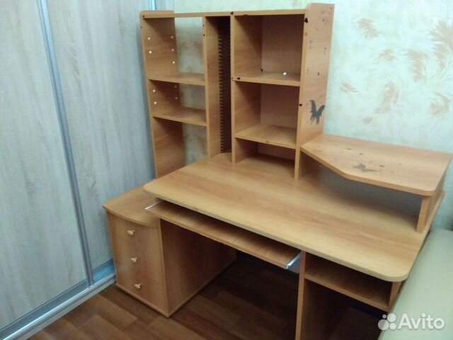 Стол компьютерный б/у Стол компьютерный б/у