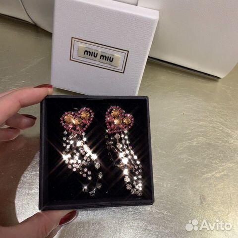 Серьги Miu Miu в фирменной упаковке Серьги Miu Miu в фирменной упаковке