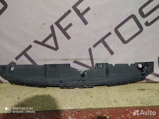 Кожух замка капота Hyundai Solaris 1