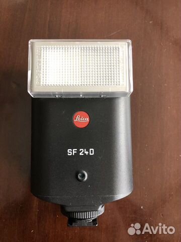 Фотовспышка Leica SF24D