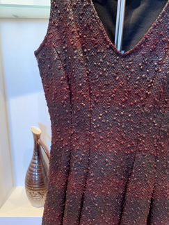 Платье приталенное выходное