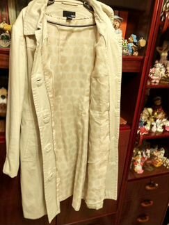 Женское легкое пальто р 46 фирма H&M