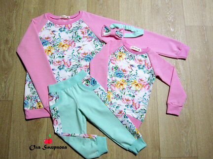 Свитшот для мамы и костюм для дочки family look
