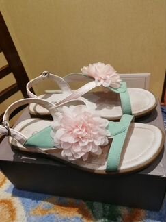 Шикарные босоножки Gulliver