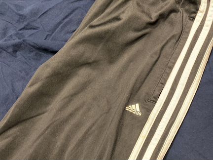 Спортивные штаны adidas