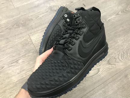 Осенние кроссовки Nike Air DuckBoot 17