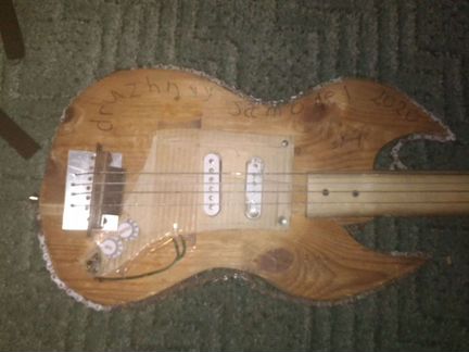Самодельная бас-гитара