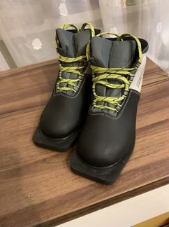 Лыжные ботинки 35 размер