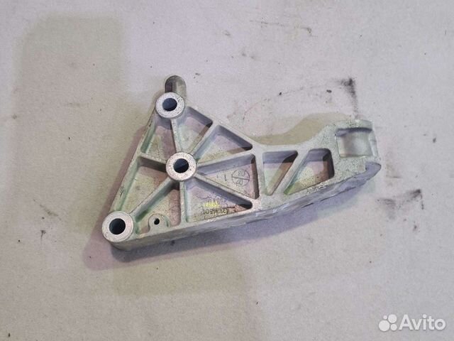 Опель астра н Зафира в кронштейн для МКПП F-17