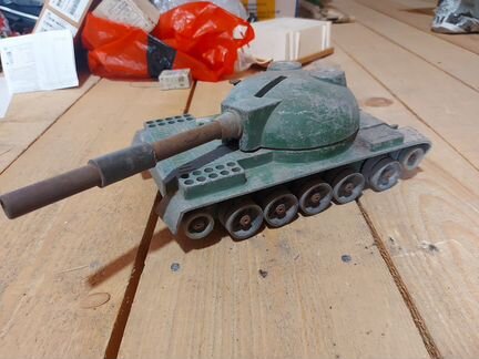 Игрушка танк СССР