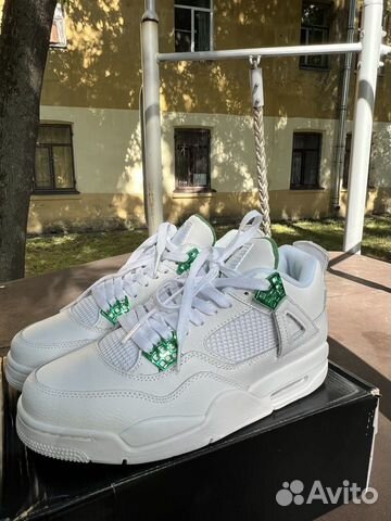 Кроссовки Nike Air Jordan 4