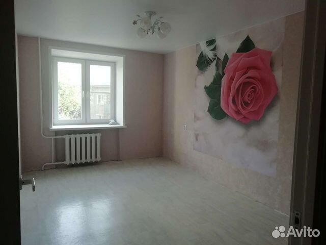 Поклейка обоев, ремонт, натяжные потолки